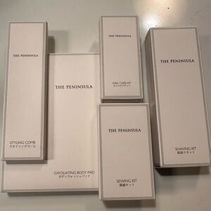 Unused BN “The Peninsula Tokyo Hotel”Slippers with Bathroom Essentials Kit